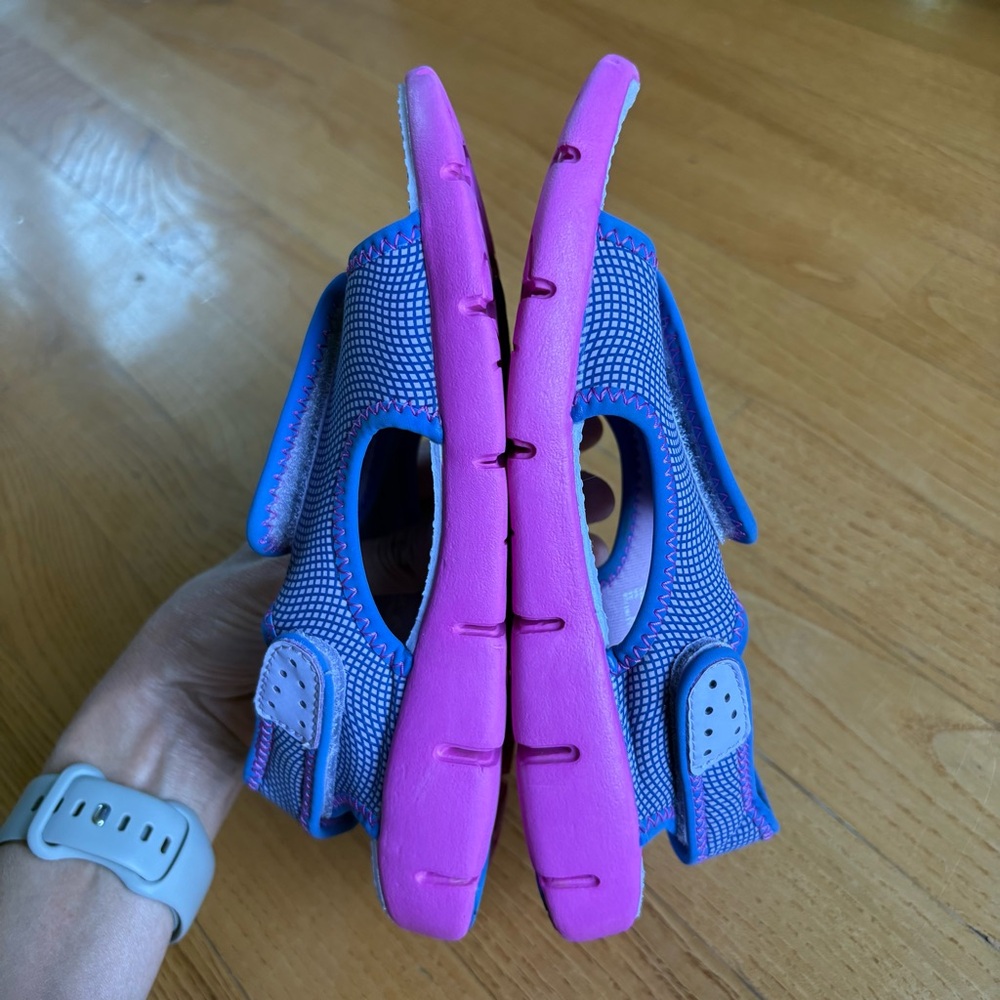 Nike Sunray Adjust 4 Sandals Shoes Hydrangeas Comet Blue Pink Youth Girls Size 3 - Picture 3 of 13